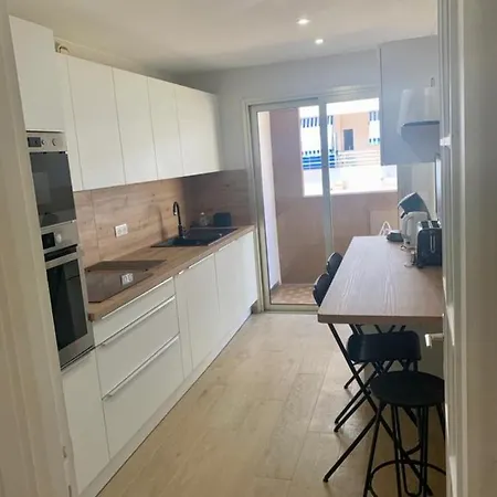 Le Roxane 2 Bedroom In The City-center Of Casa de Férias *